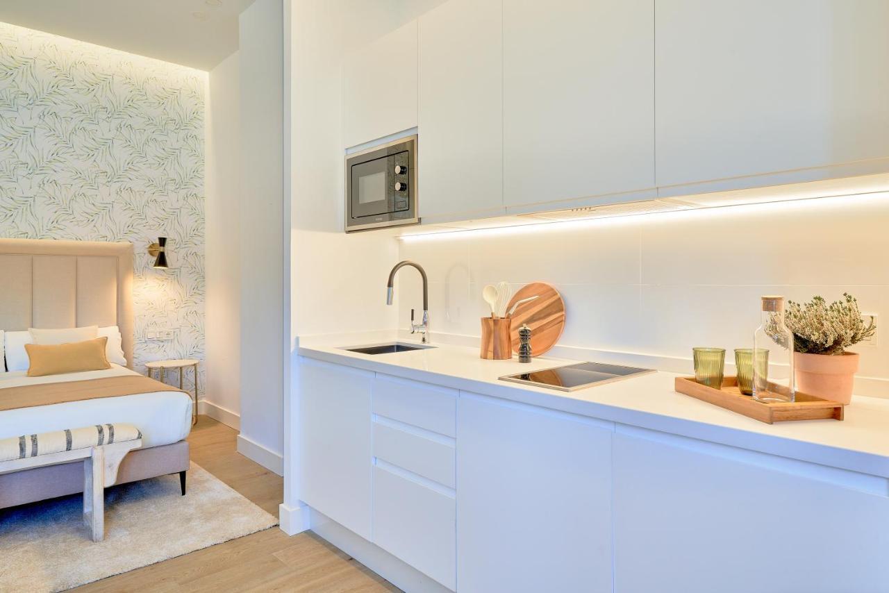 Апартаменти Lofts Parque De Huelin Малага Екстер'єр фото