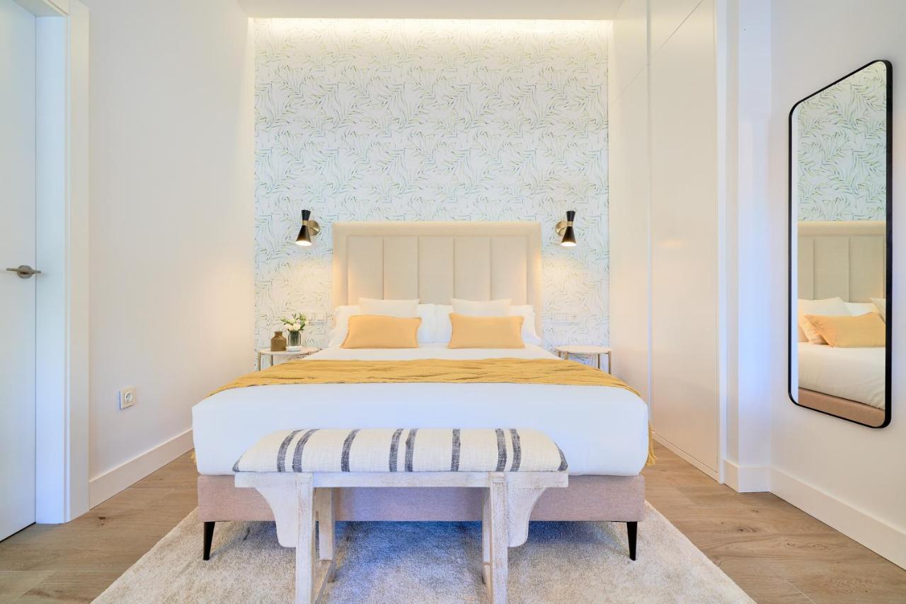 Апартаменти Lofts Parque De Huelin Малага Екстер'єр фото